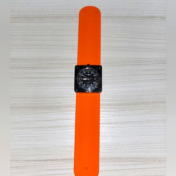 Captain Slap Watch - Picture 1 of 4